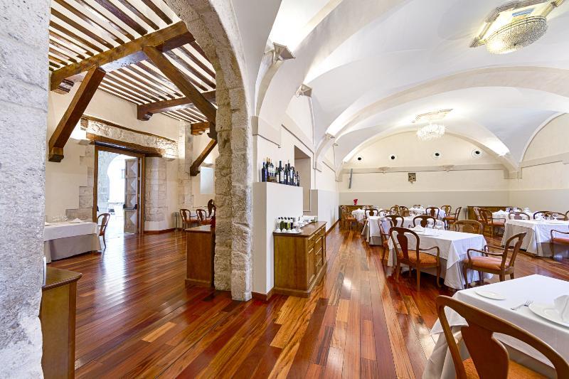 Azz Penafiel Las Claras Hotel & Spa Екстериор снимка